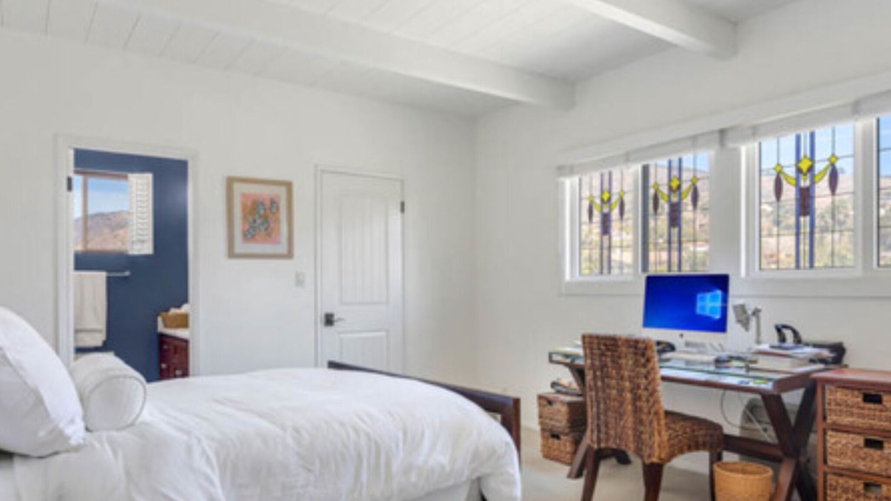 Photo of Bedroom in Western Malibu