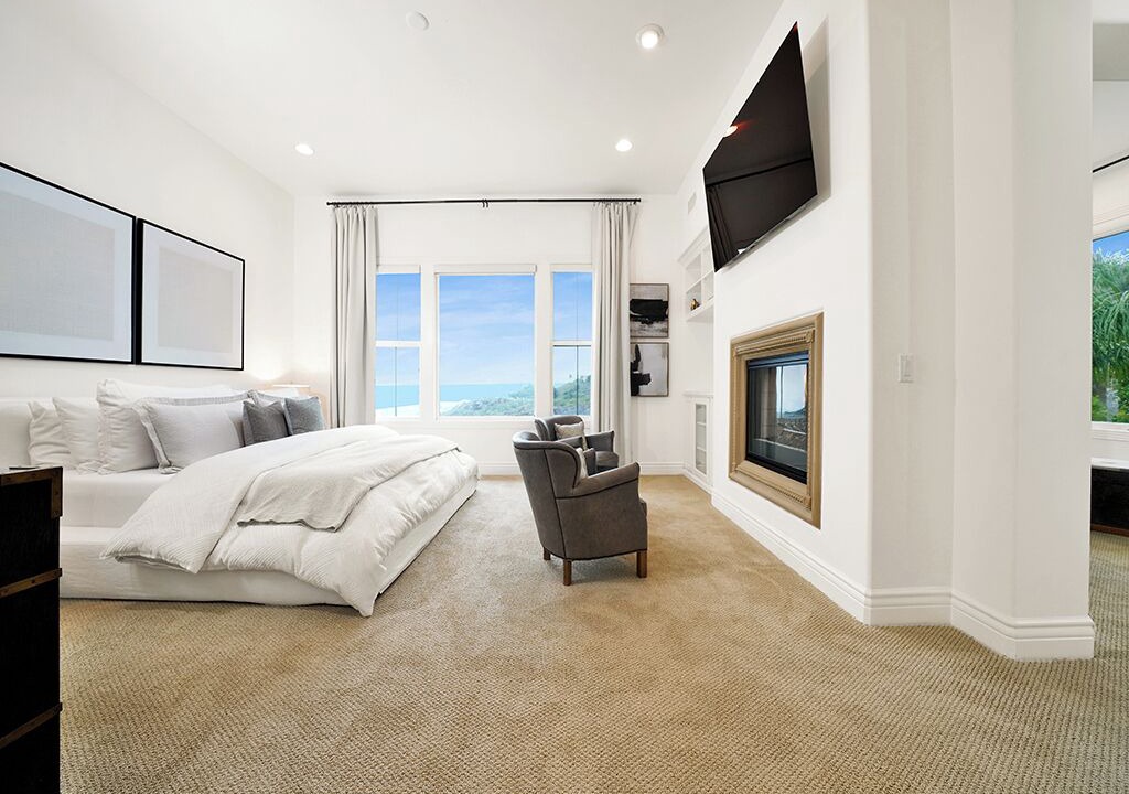 Photo of Bedroom in Newport Coast
