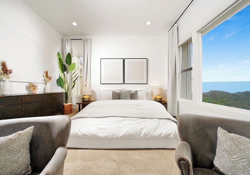 Photo of Bedroom in Newport Coast