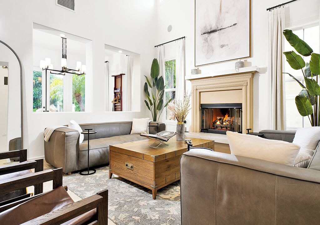 Photo of Livingroom in Newport Coast