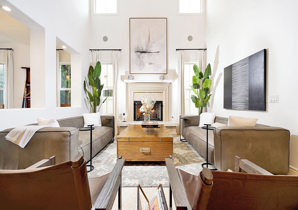 Photo of Livingroom in Newport Coast