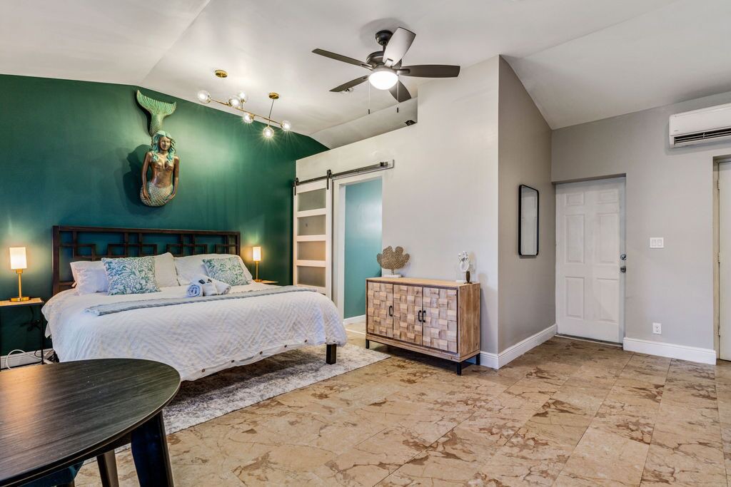 Photo of Bathroom in Wilton Manors
