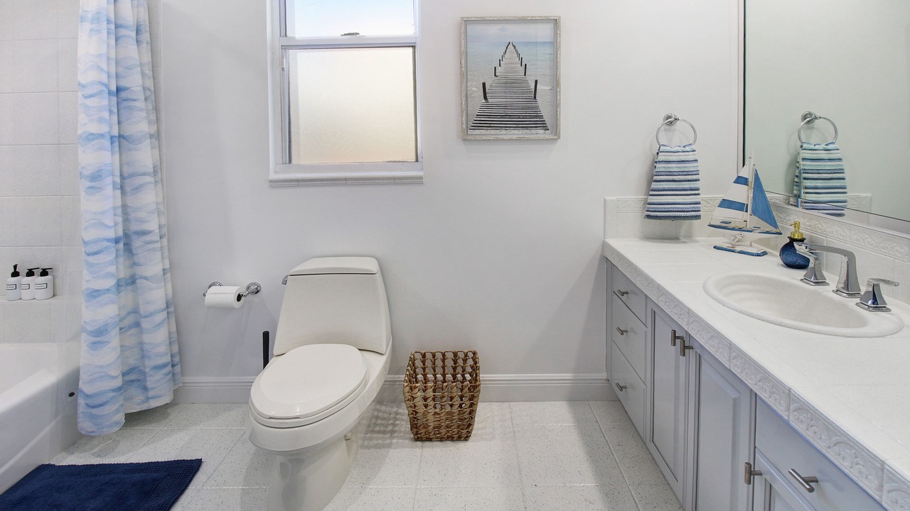 Photo of Bathroom in Lauderdale-by-the-Sea