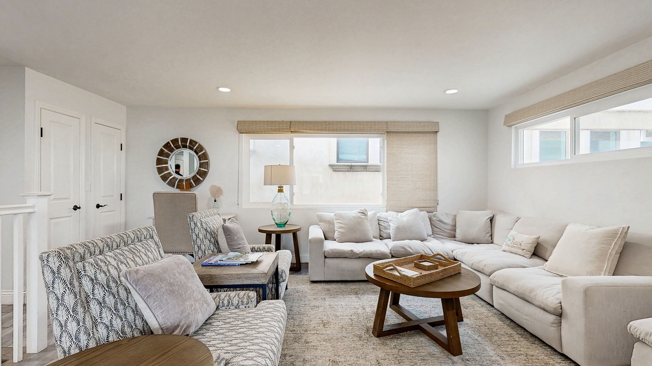 Photo of Livingroom in Balboa Island