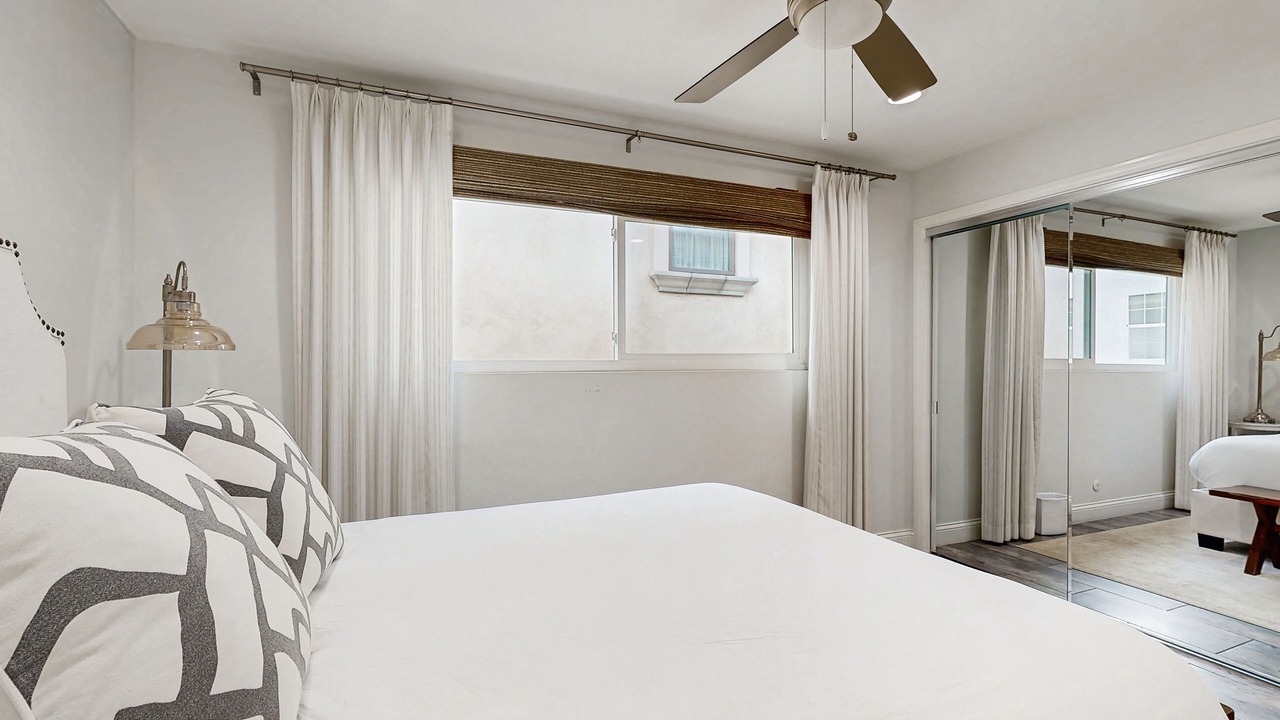 Photo of Bedroom in Balboa Island