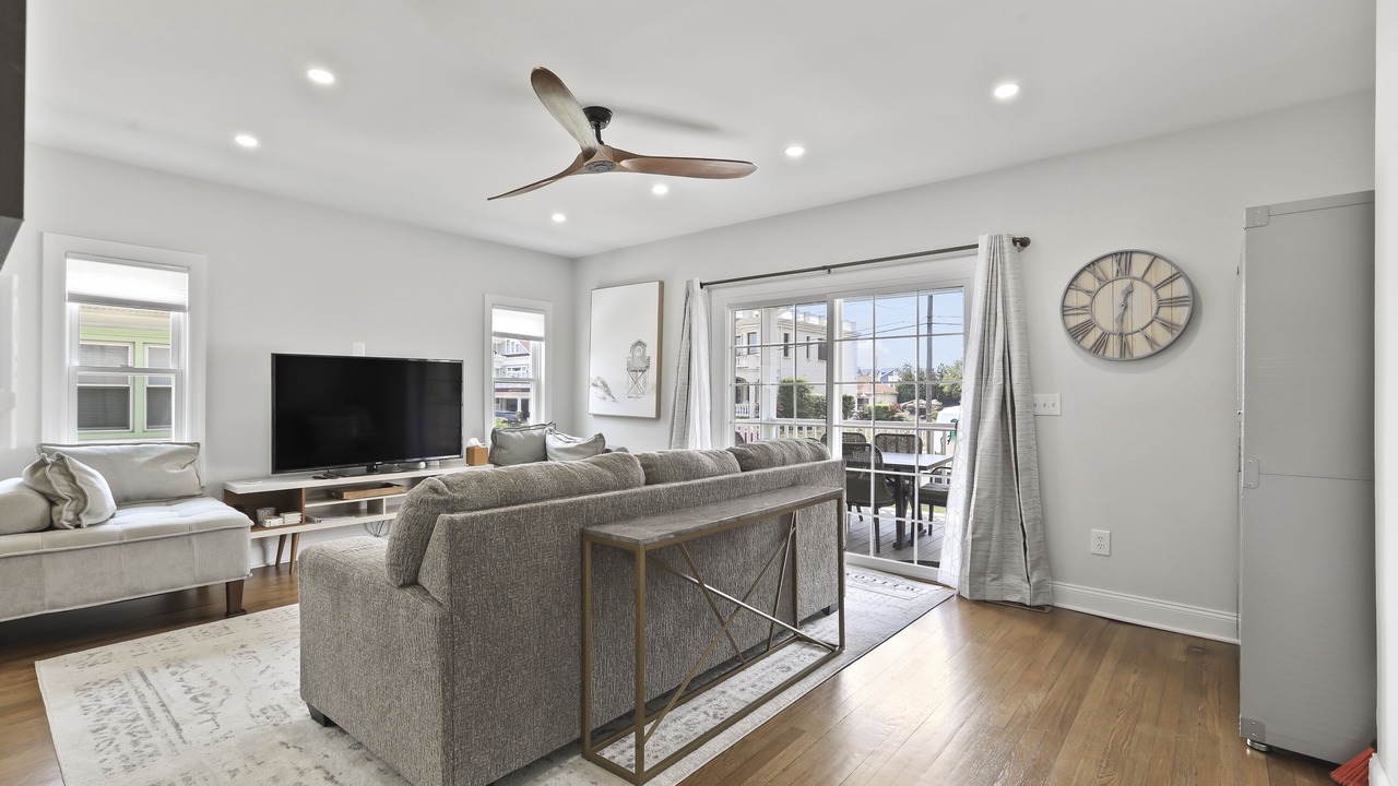 Photo of Livingroom in Wall