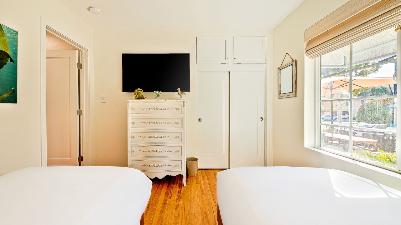 Photo of Bedroom in South Mission Beach