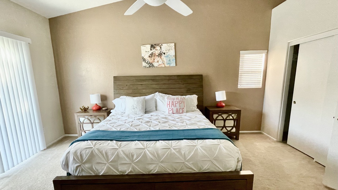 Photo of Bedroom in Desert Park Estates
