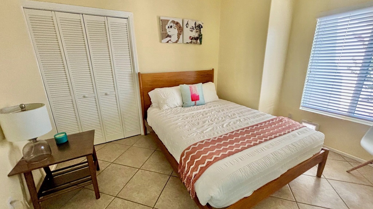 Photo of Bedroom in Desert Park Estates