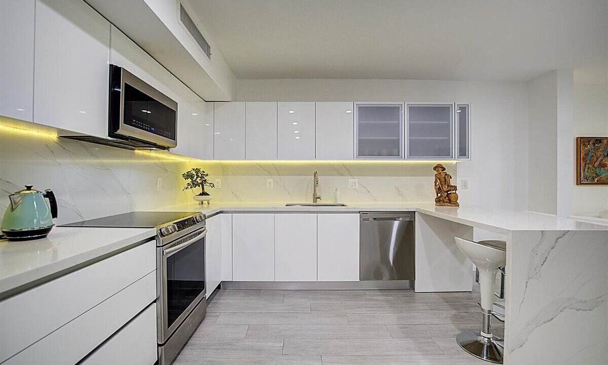 Photo of Kitchen in Key Biscayne