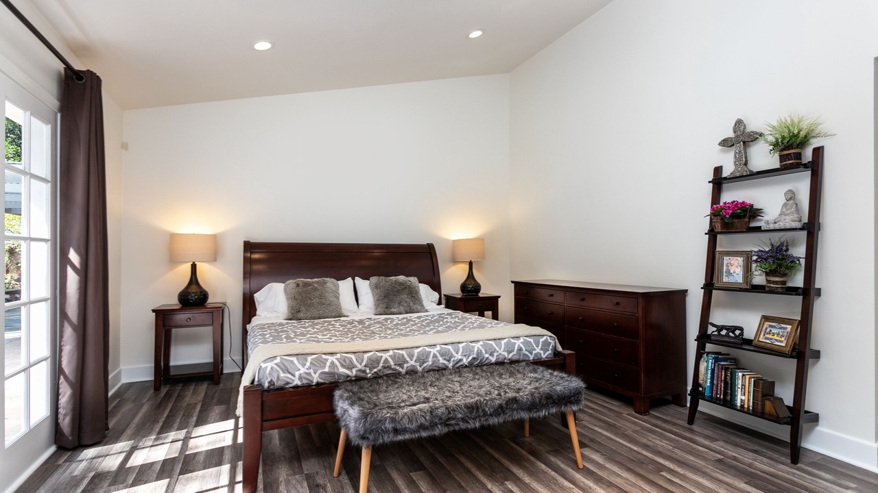 Photo of Bedroom in Woodland Hills