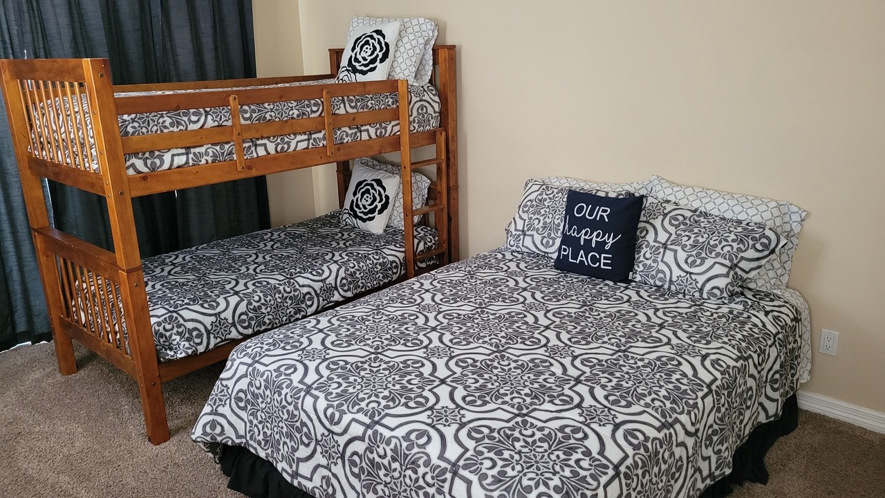 Photo of Bedroom in Cienega Springs