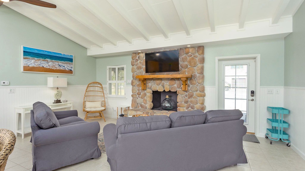 Photo of Livingroom in Florida Panhandle