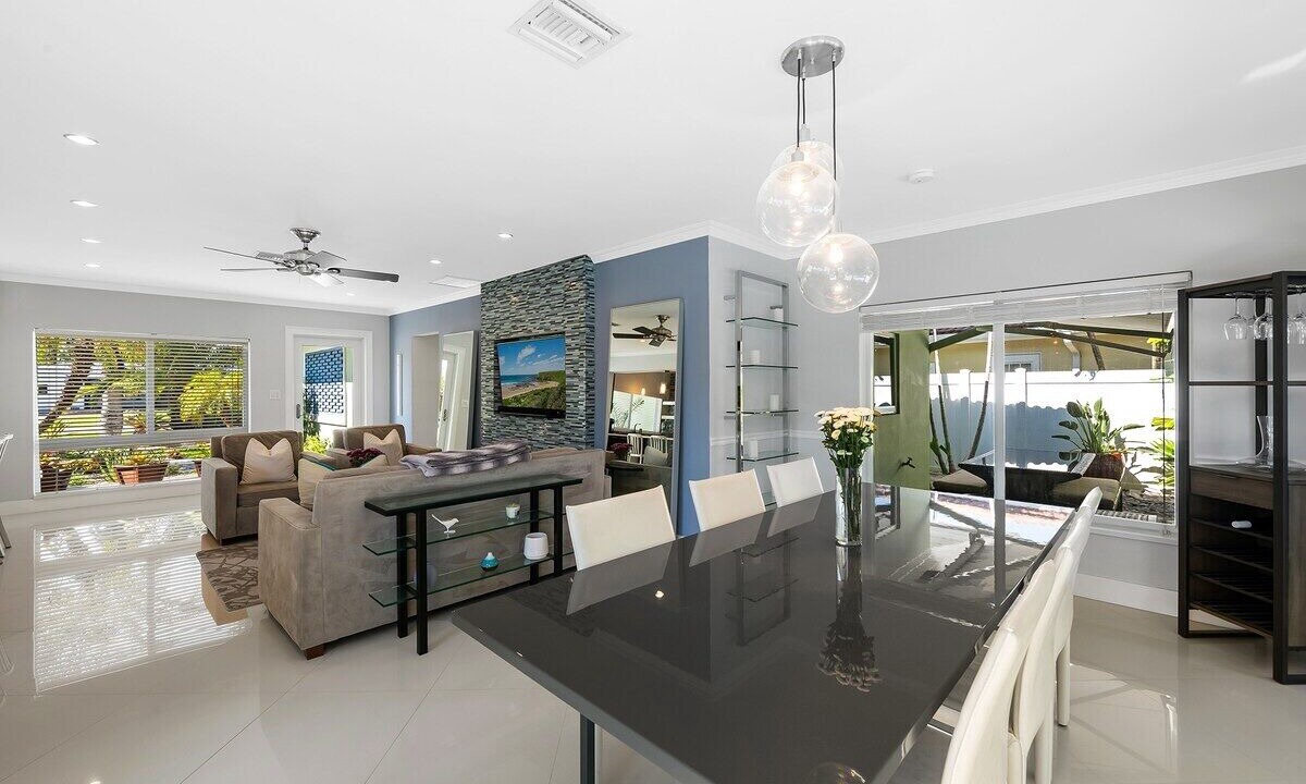 Photo of Bedroom in Central Fort Lauderdale