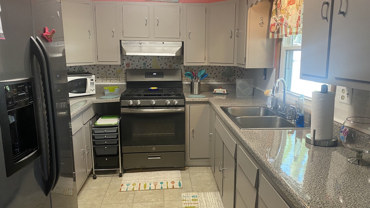 Photo of Kitchen in Mayville