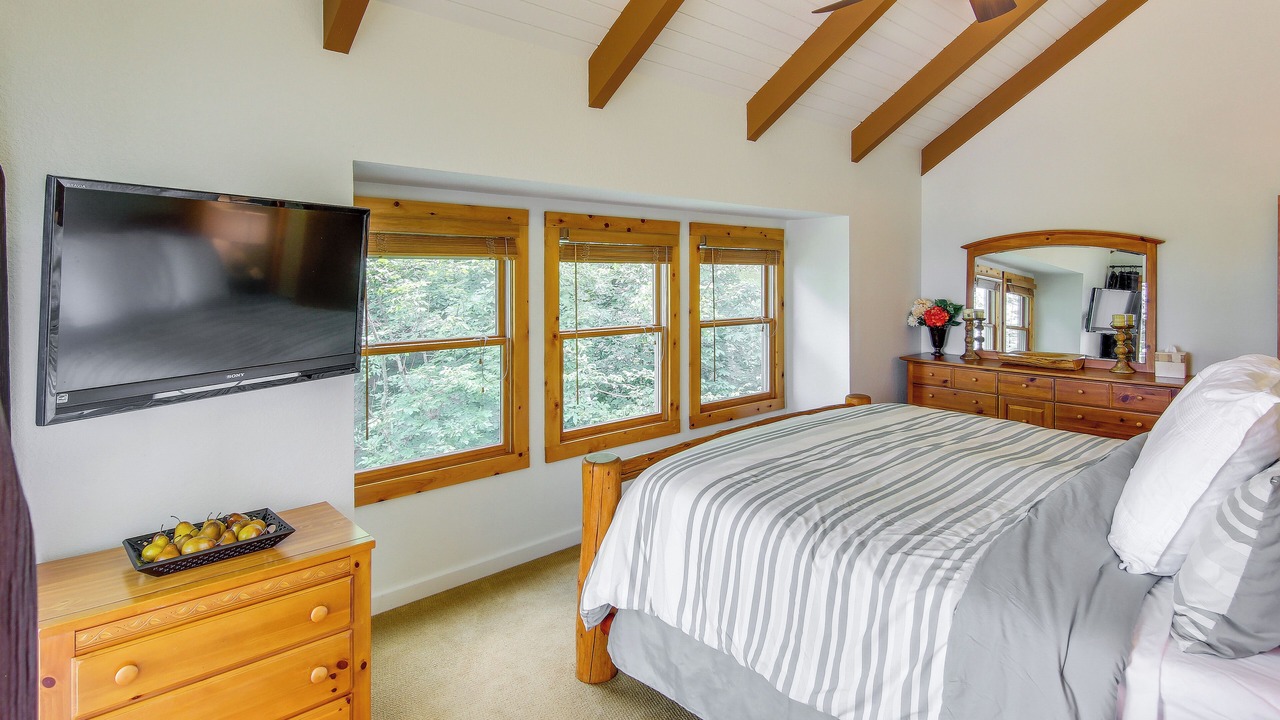 Photo of Bedroom in Mountain Air