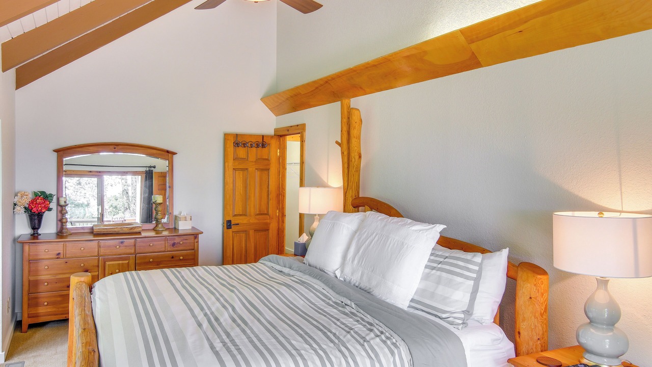 Photo of Bedroom in Mountain Air