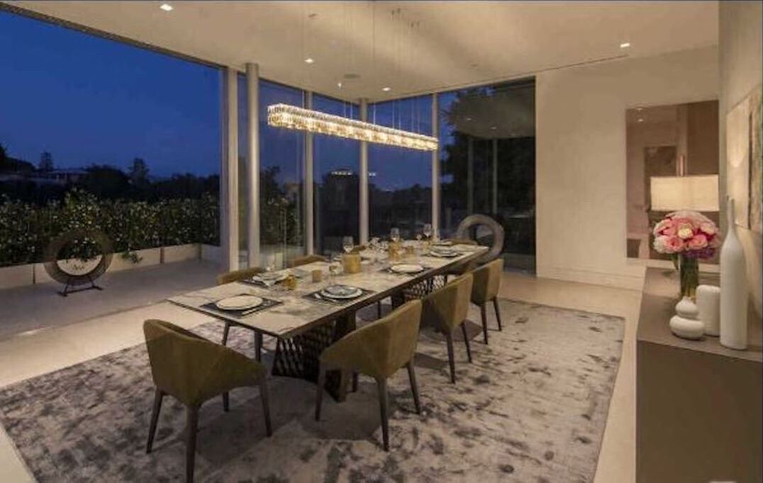 Photo of Others in Bel Air