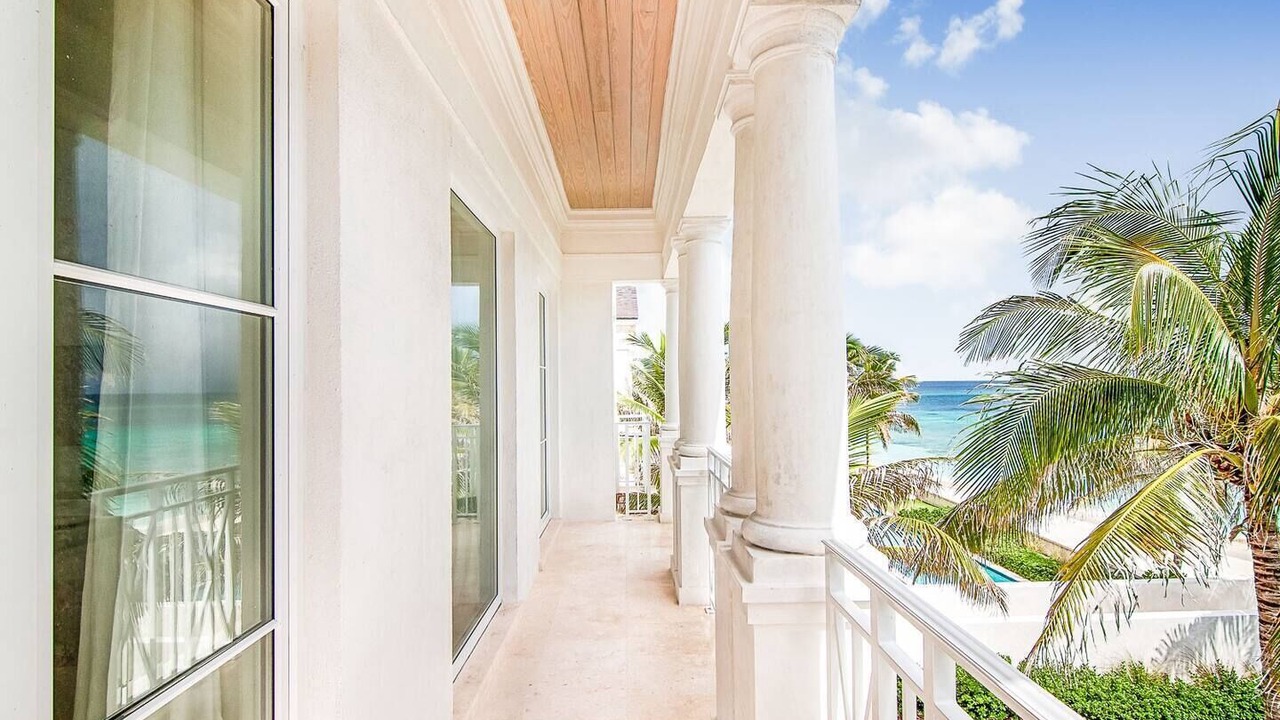 Photo of Patio Balcony in Nassau