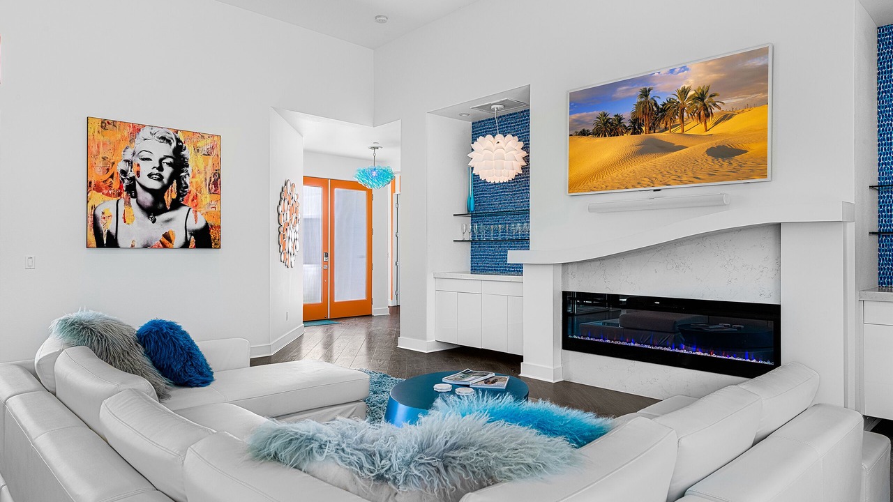 Photo of Livingroom in Desert Park Estates