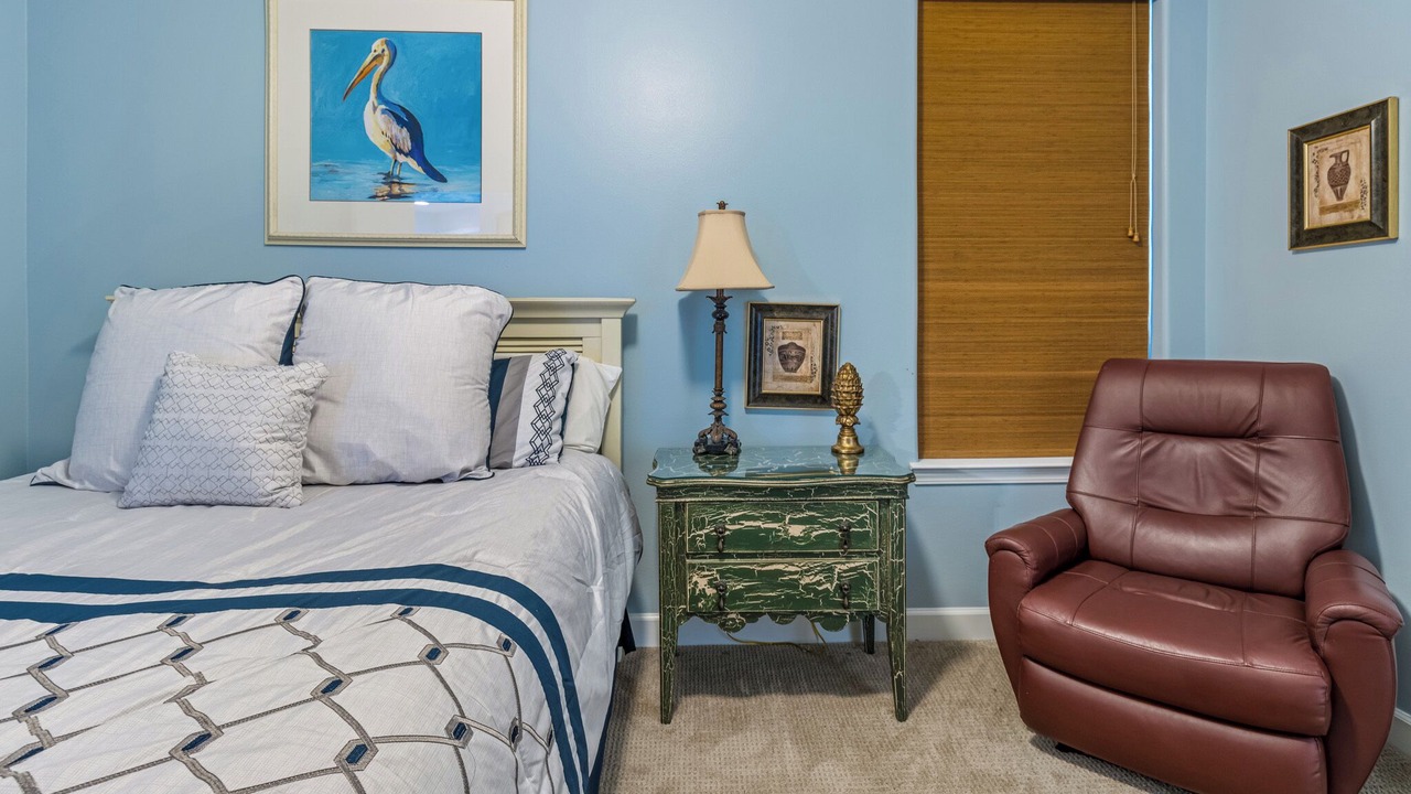 Photo of Bedroom in Orange Beach East