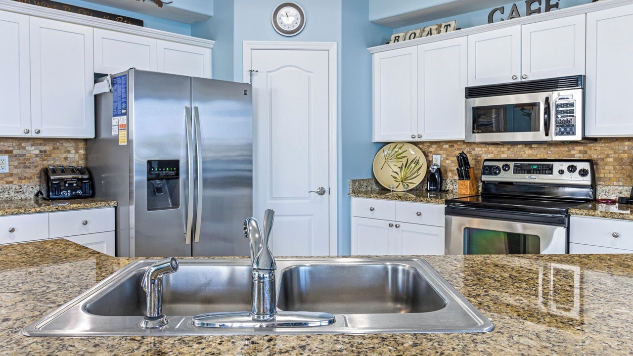 Photo of Kitchen in Orange Beach East