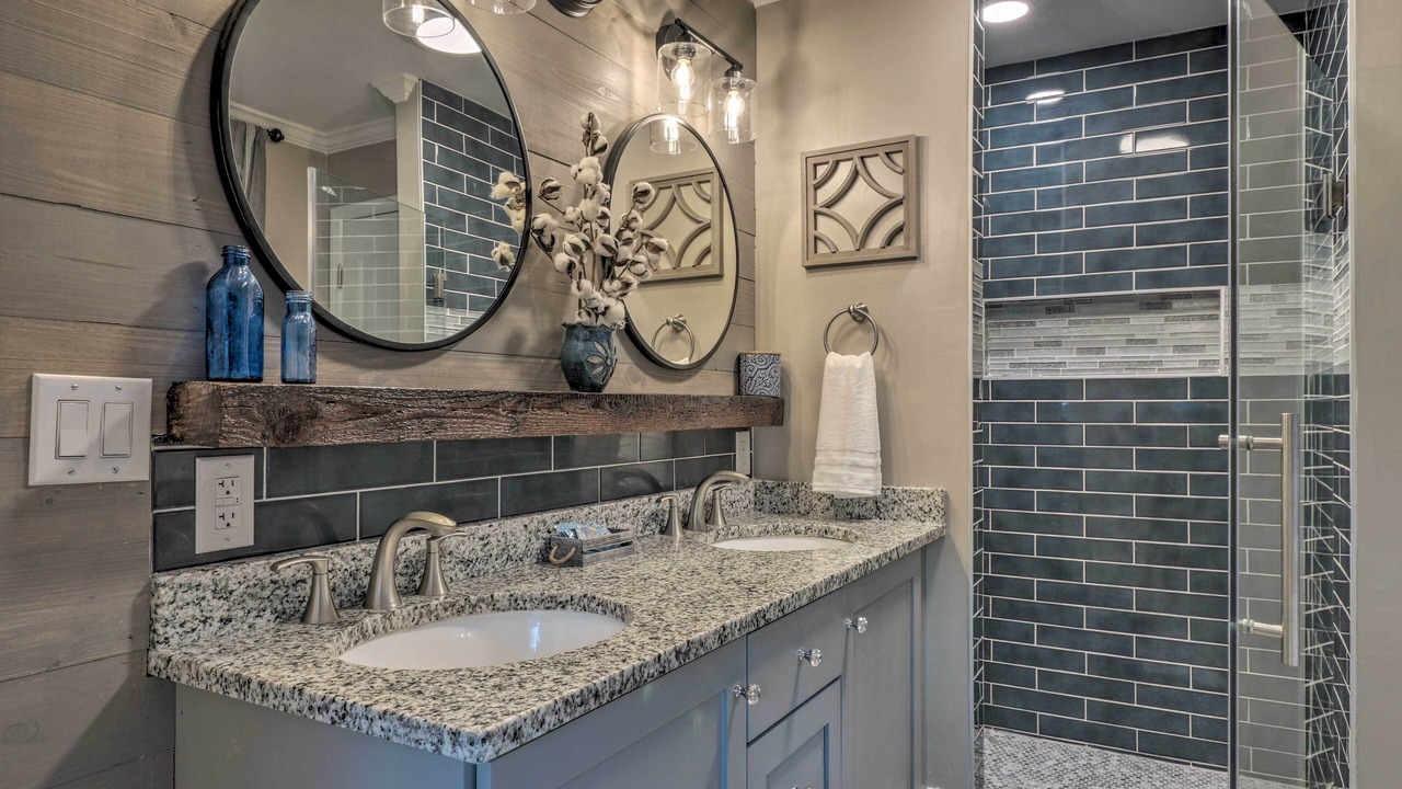 Photo of Bathroom in Cedar Falls