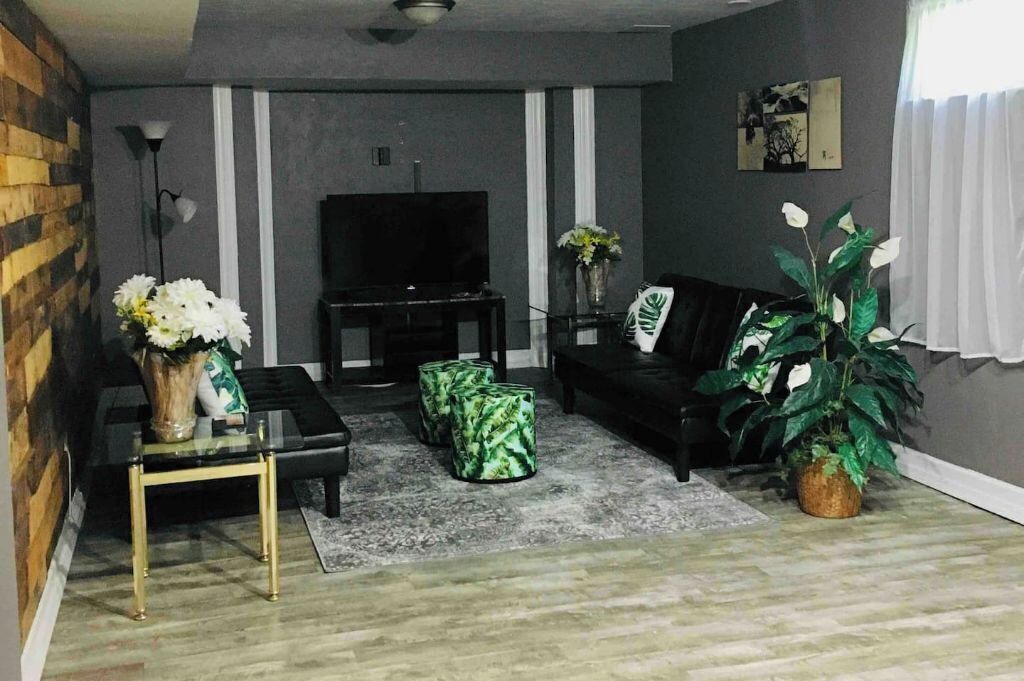 Photo of Livingroom in Erie