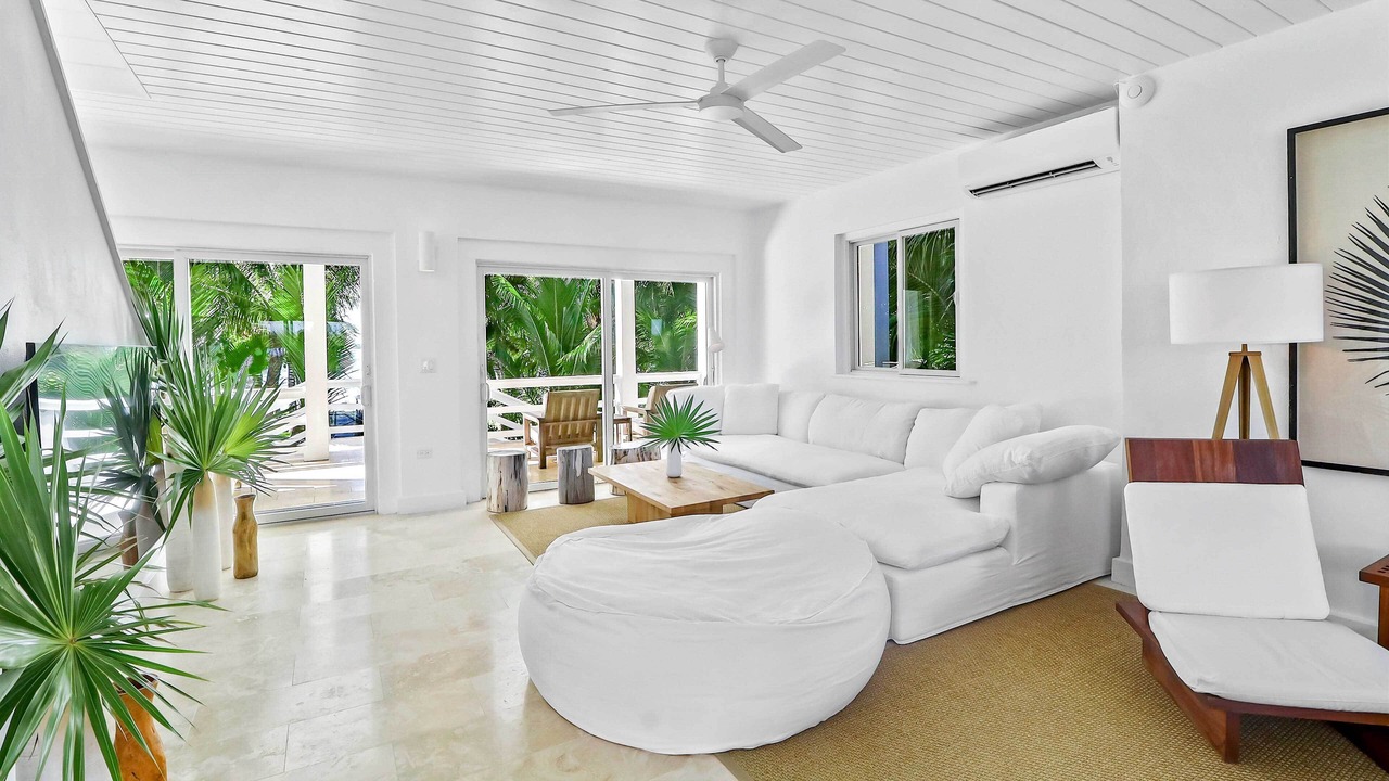 Photo of Livingroom in Gregory Town
