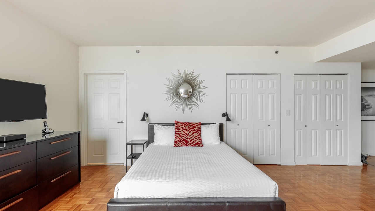Photo of Bedroom in Downtown Jersey City
