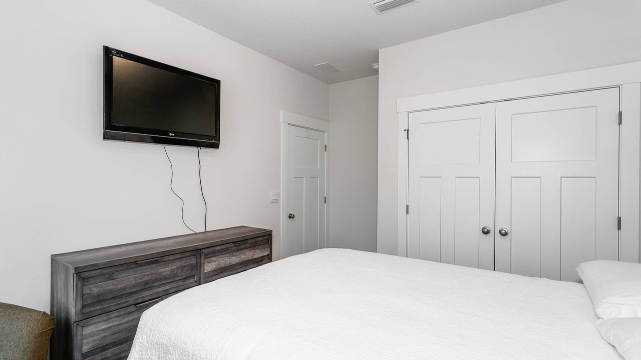 Photo of Bedroom in Gulf Breeze