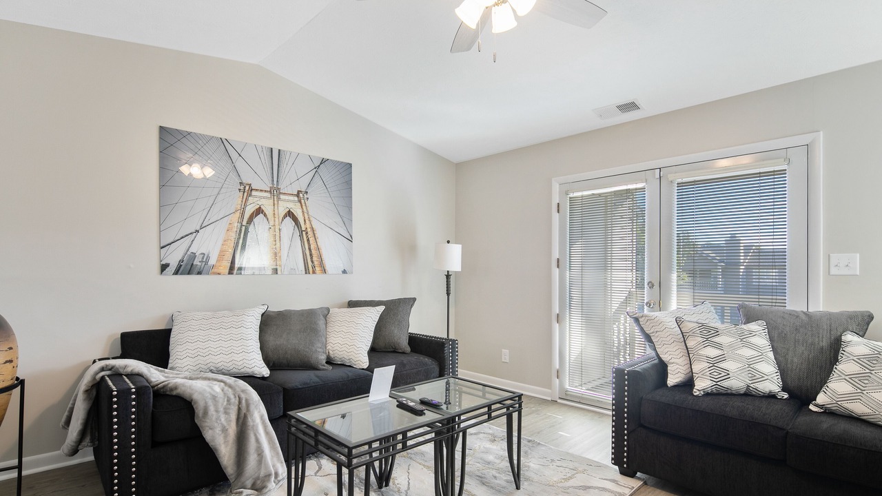 Photo of Livingroom in Westover