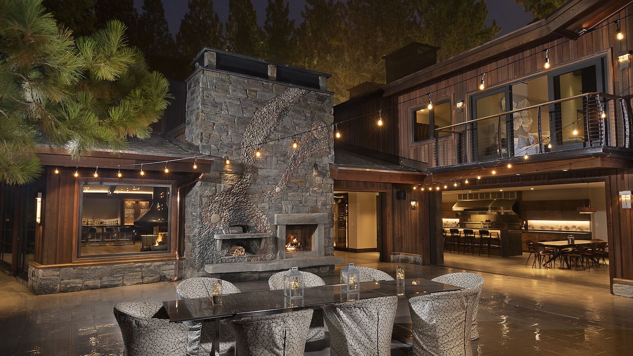 Photo of Livingroom in South Tahoe
