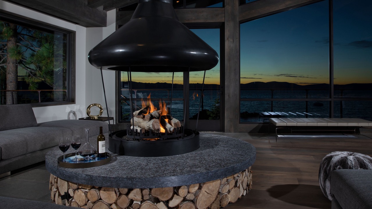 Photo of Livingroom in South Tahoe
