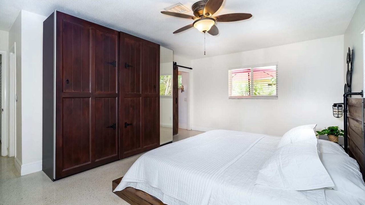 Photo of Bedroom in Wilton Manors