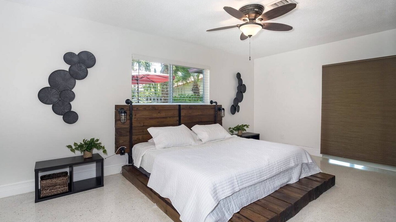 Photo of Bedroom in Wilton Manors