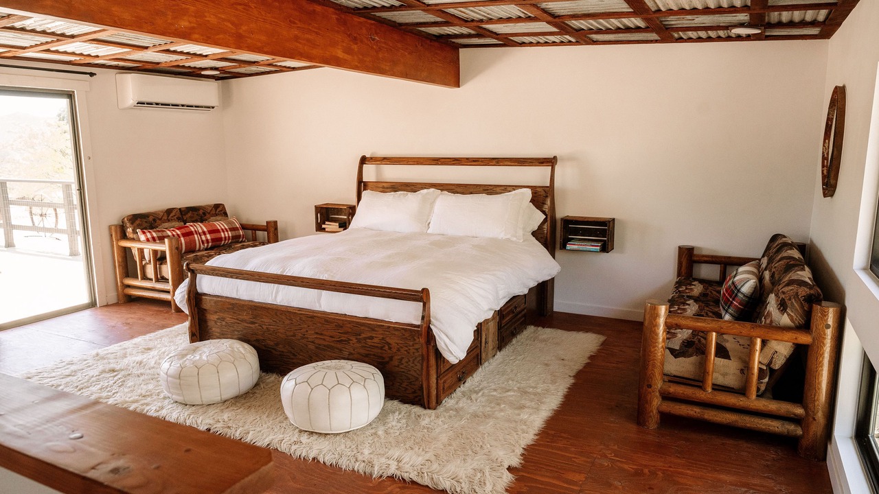 Photo of Bedroom in Morongo Valley