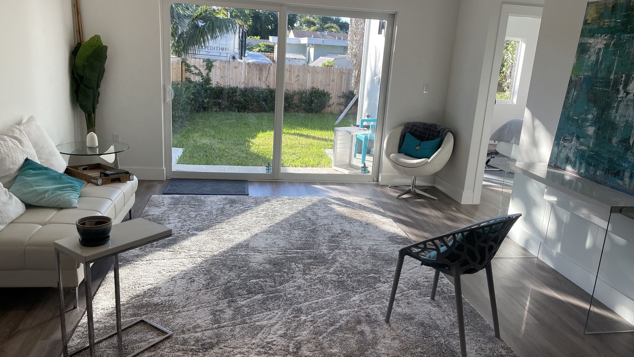 Photo of Livingroom in Central Fort Lauderdale