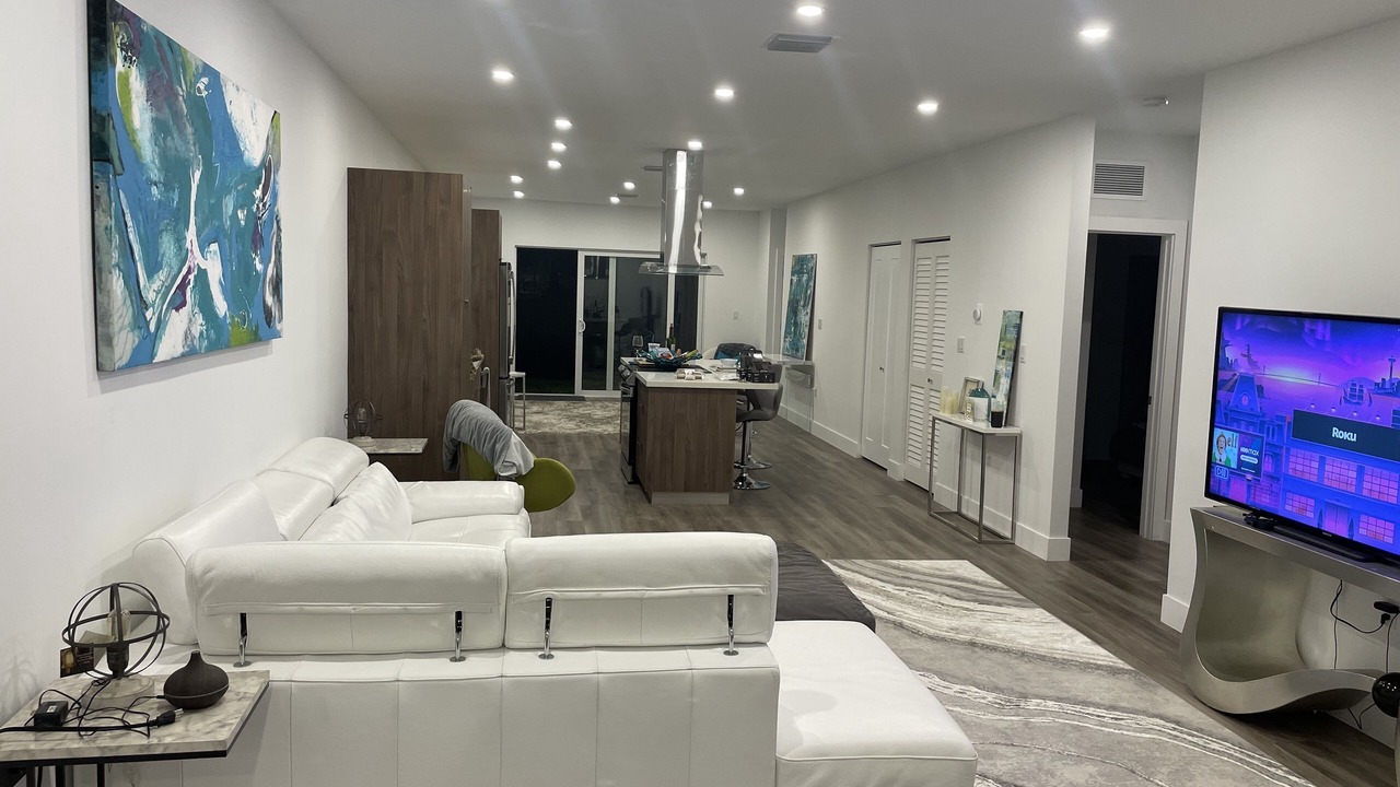 Photo of Livingroom in Central Fort Lauderdale