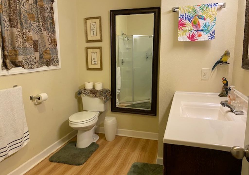 Photo of Bathroom in Eufaula