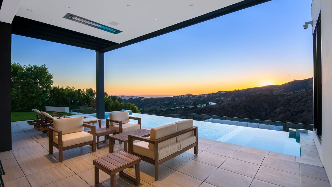 Photo of Patio Balcony in Bel Air