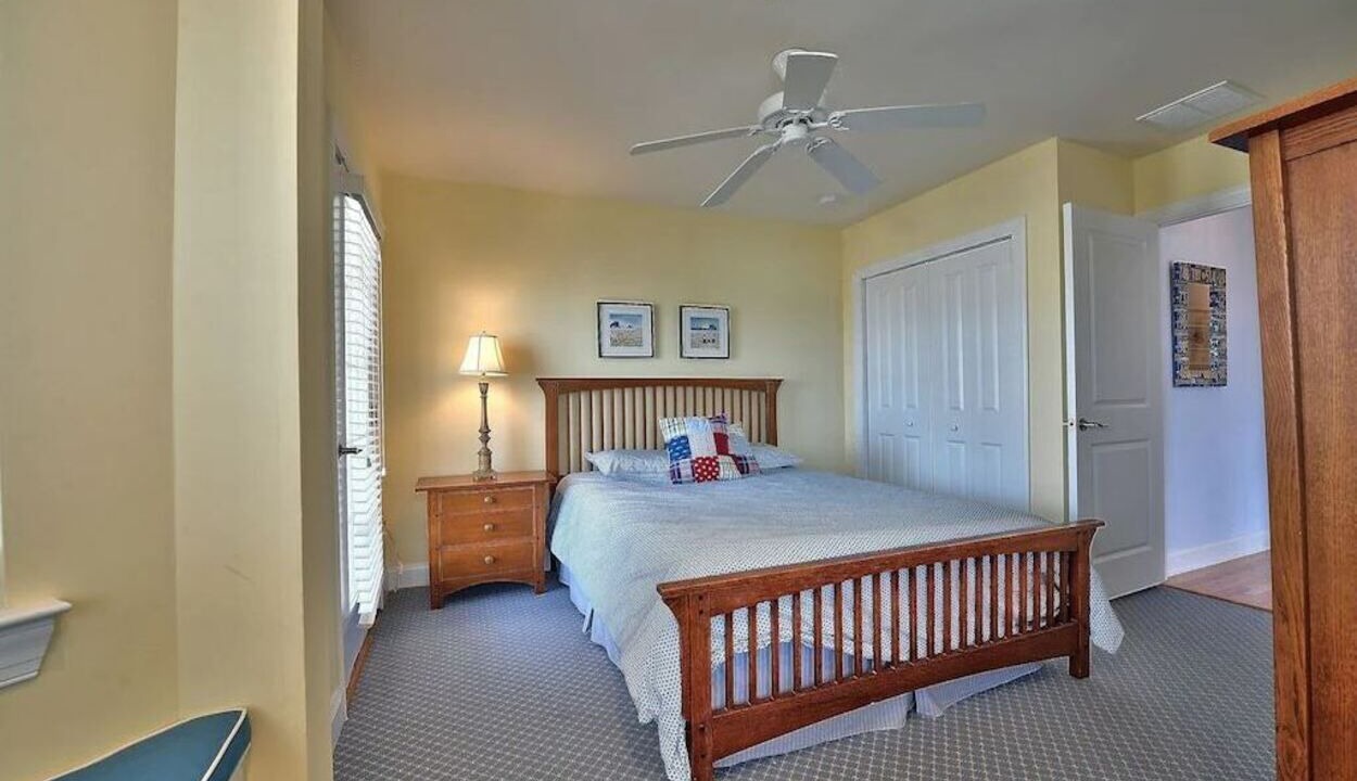 Photo of Bedroom in Beach Haven