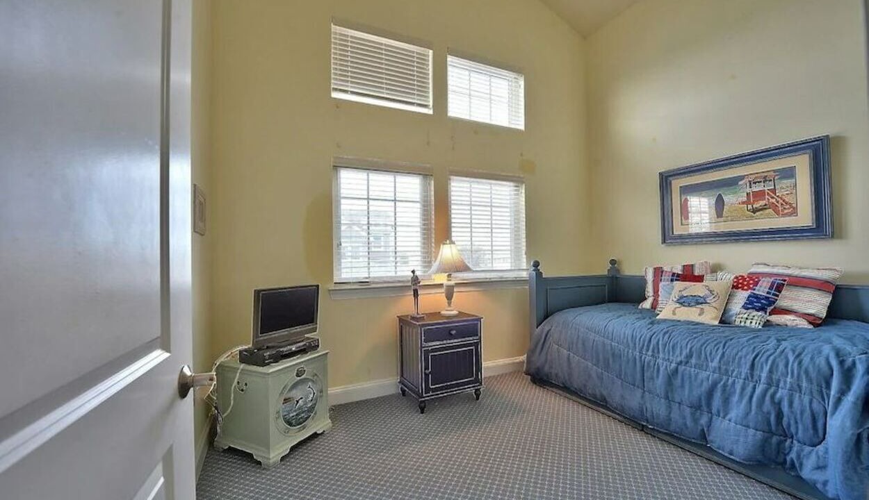 Photo of Bedroom in Beach Haven