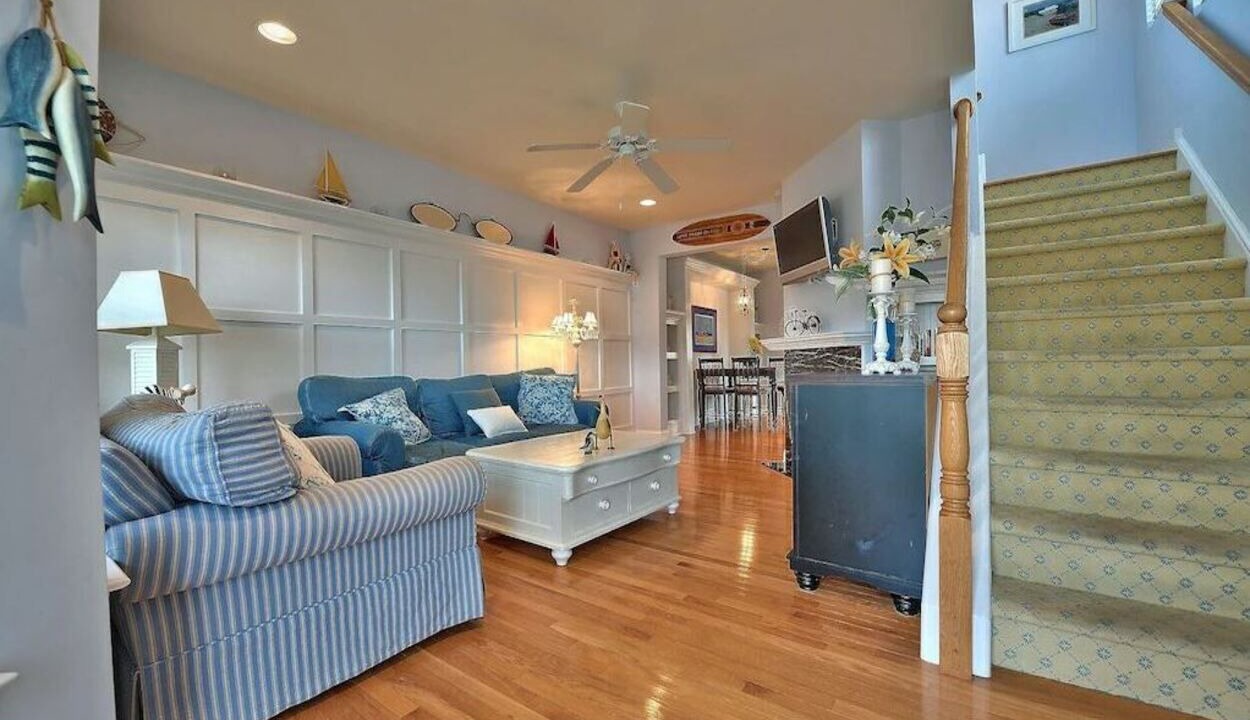 Photo of Livingroom in Beach Haven