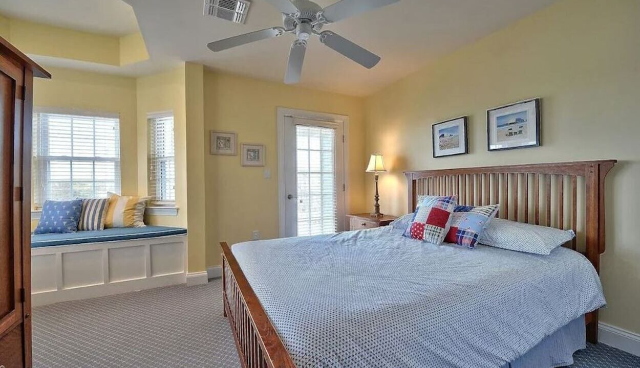 Photo of Bedroom in Beach Haven