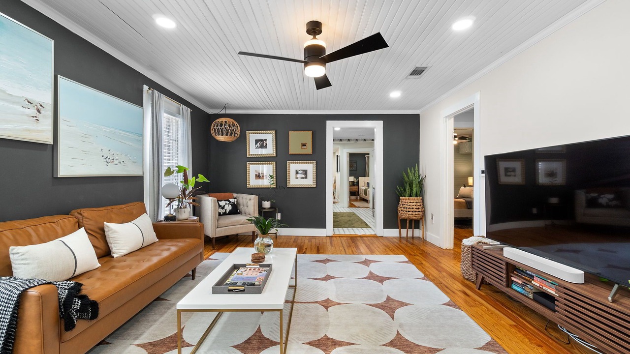 Photo of Livingroom in South Pensacola