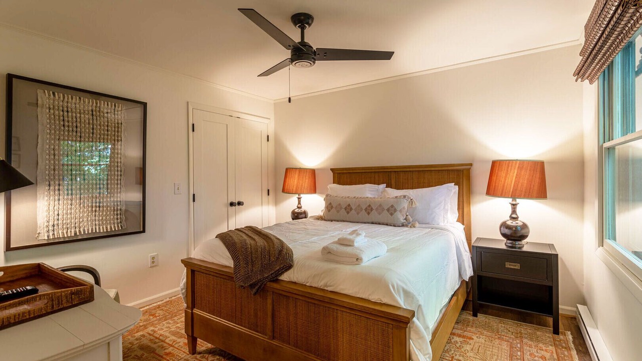 Photo of Bedroom in Seven Devils