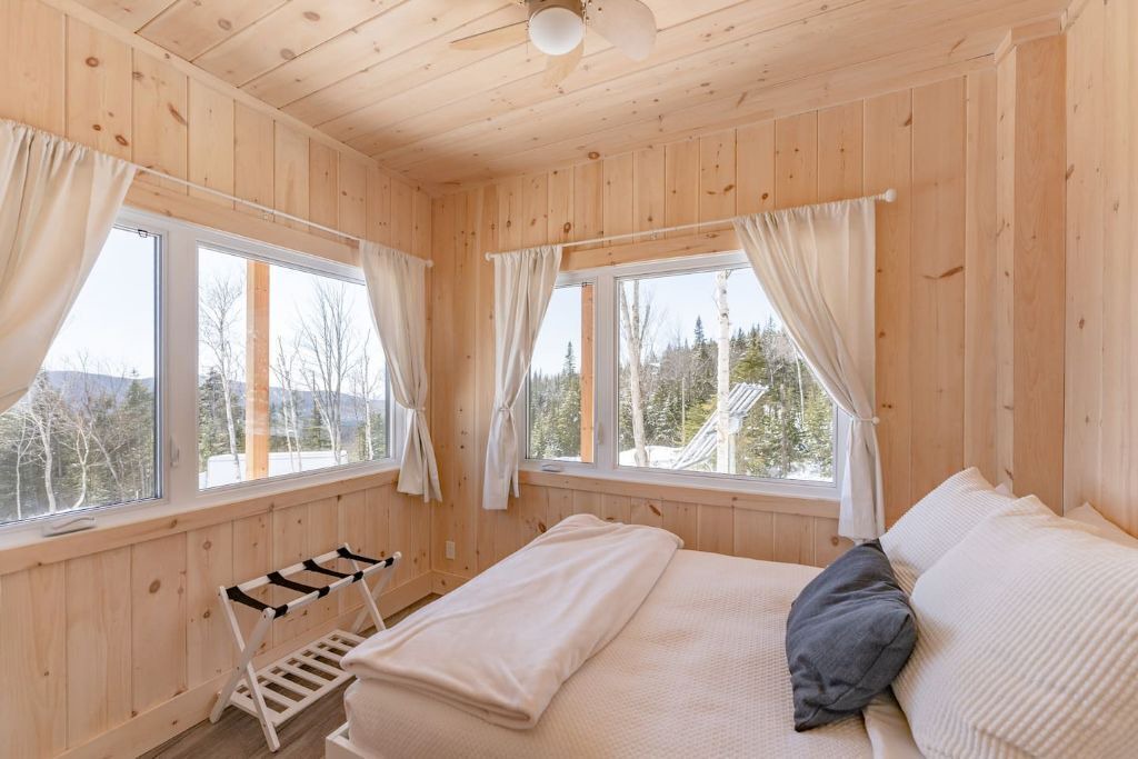 Photo of Bedroom in Lac Beauport