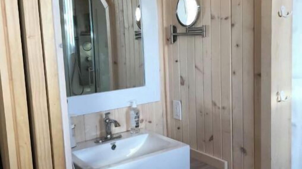 Photo of Bathroom in Lac Beauport