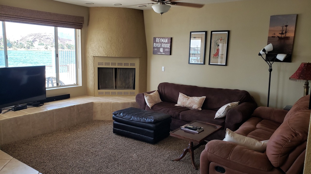 Photo of Livingroom in Cienega Springs